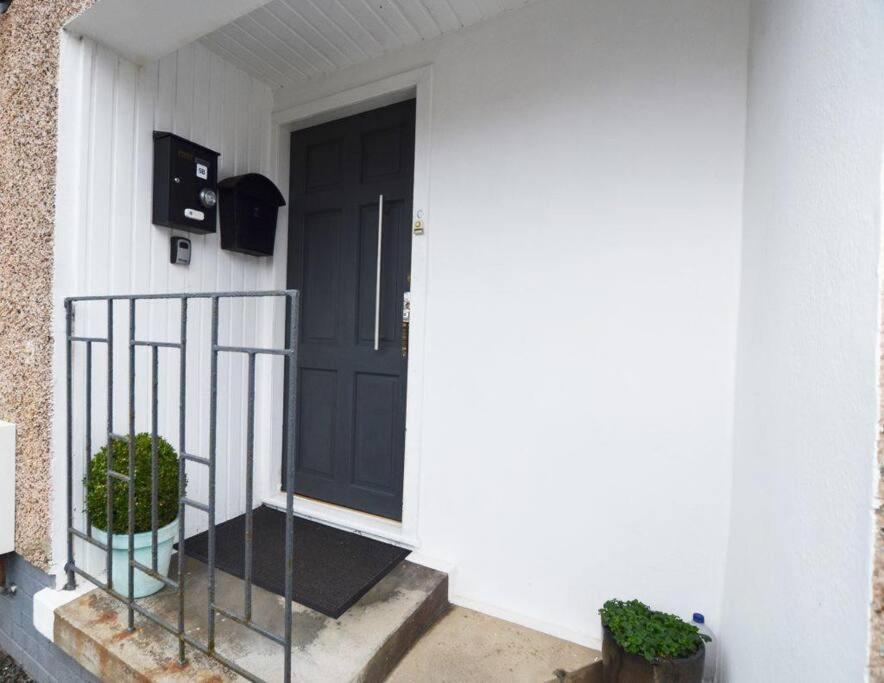 Ideally Located Modern Flat Leilighet Troon Eksteriør bilde